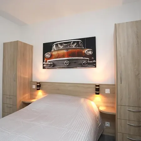 Appart T2 Place Plumereau Vieux * Tours
